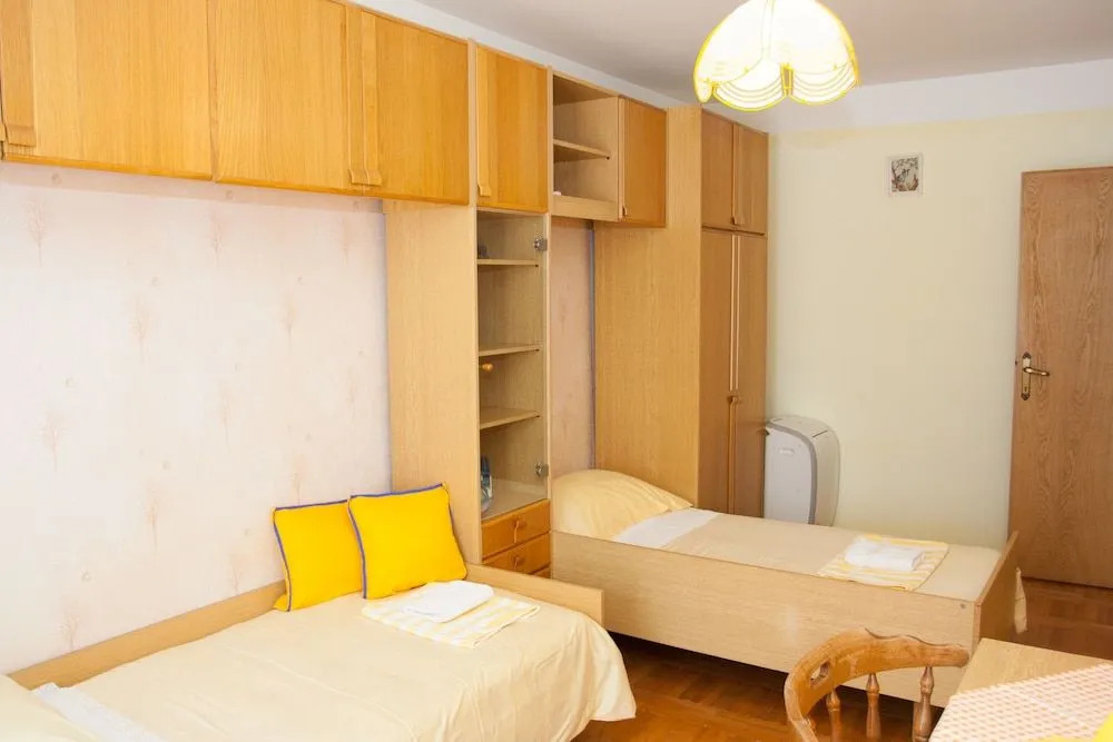 Apartments Stifanic