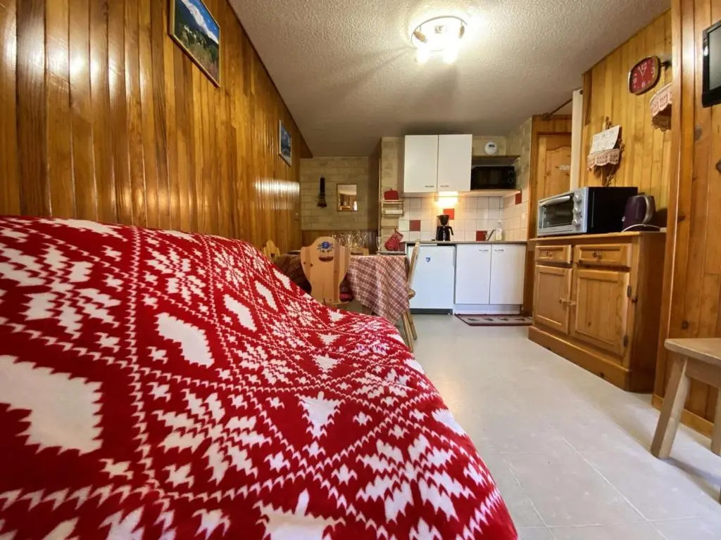 Appartement Praz-sur-Arly, 2 pièces, 6 personnes - FR-1-603-43