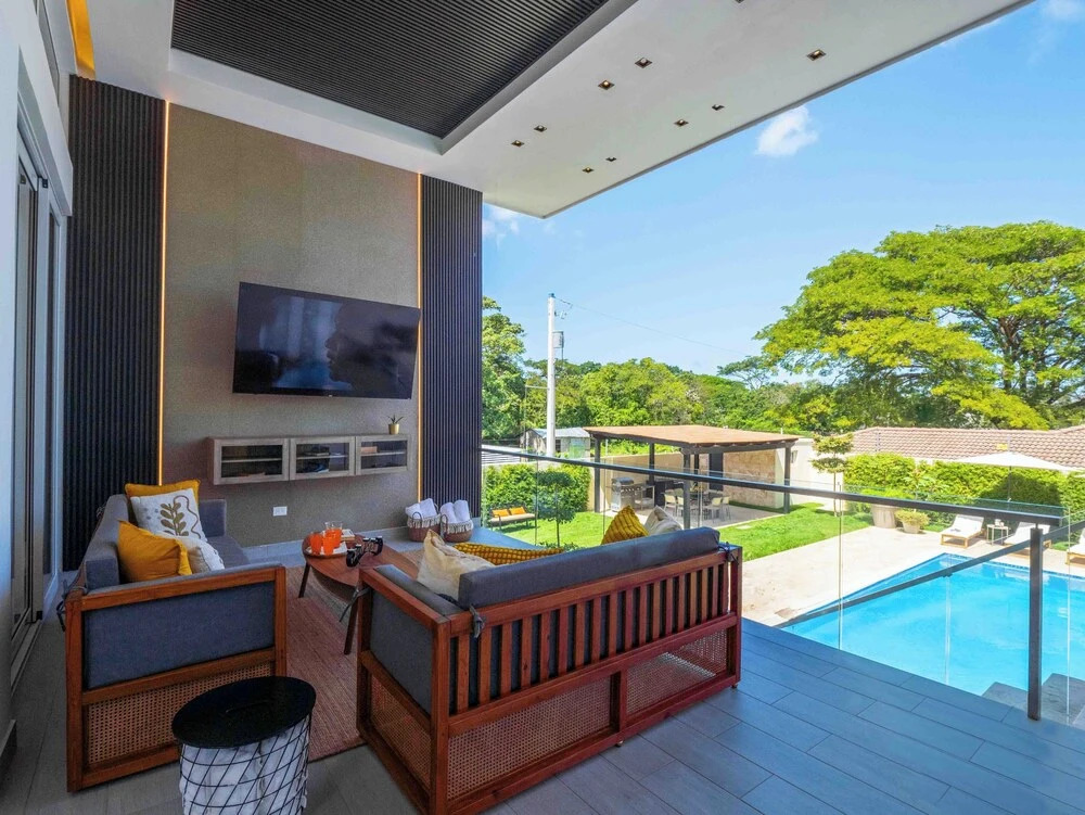 Luxurious Listed New Villa With 5 Br- 6 Bt In Sosua