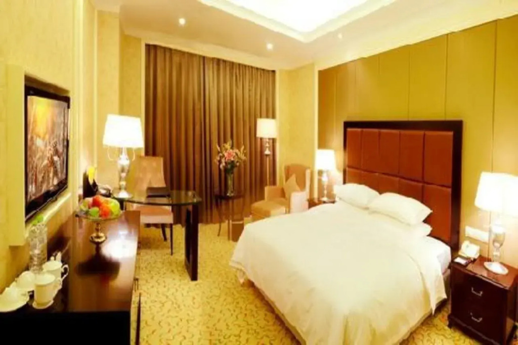 Baohui Hotel