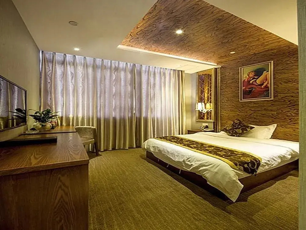 Runhechuan Business Hotel