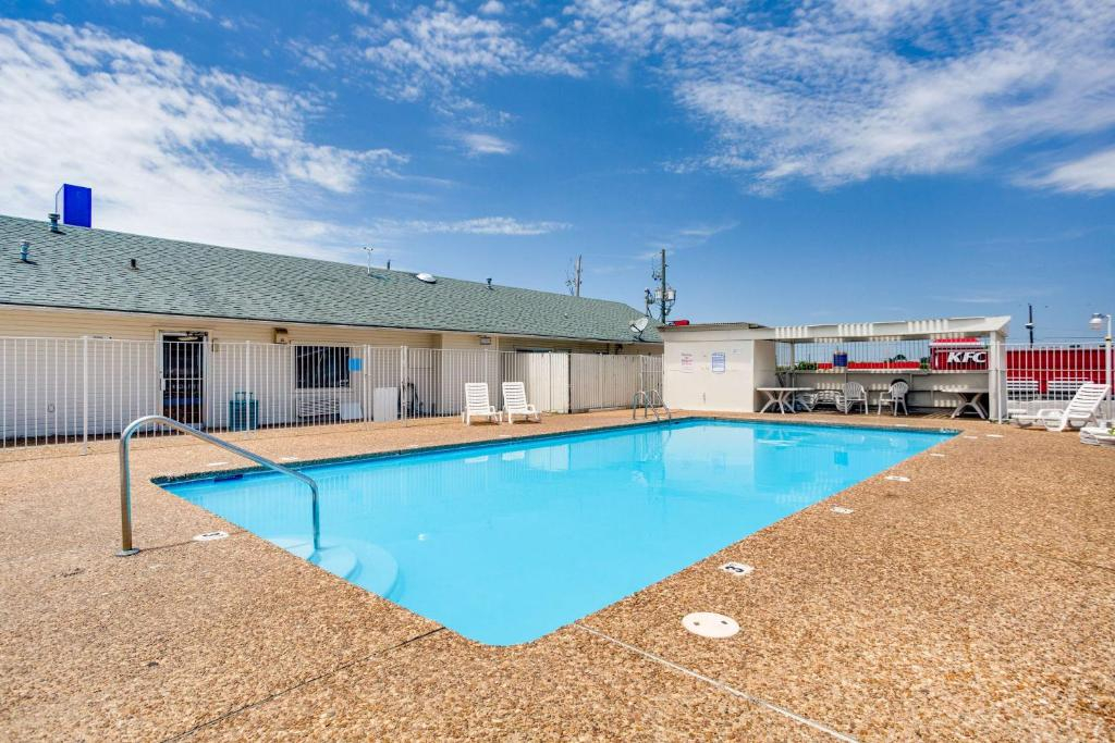 Motel 6 Fayetteville