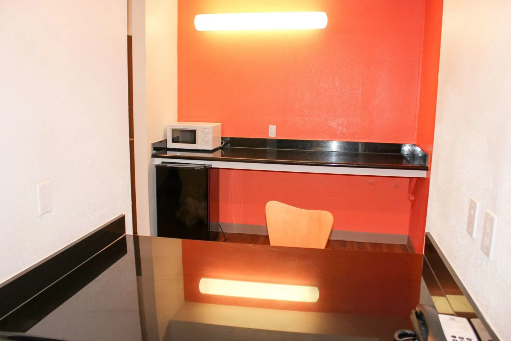 Motel 6-Rosenberg, TX