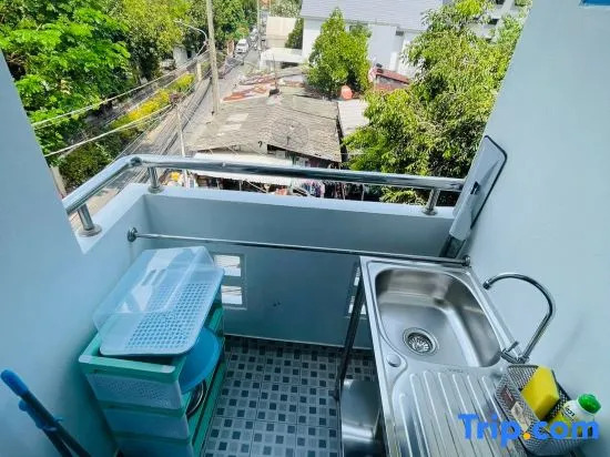 307 Budget Room, wifi&utilities Bangkok’s center