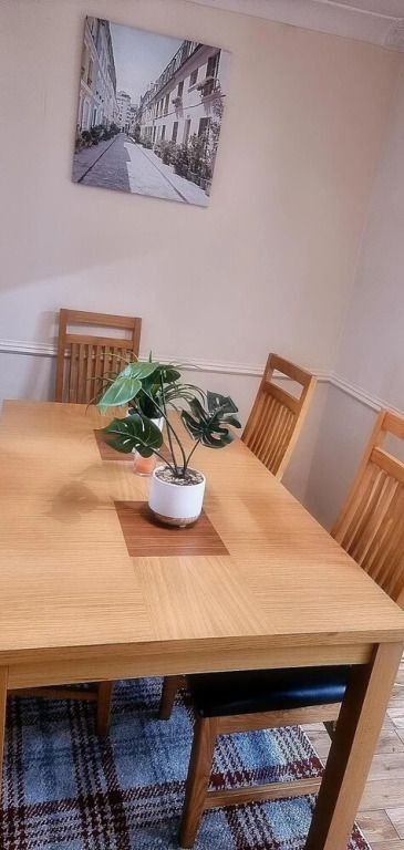 Captivating 3-bed in Wednesbury, Free Parking