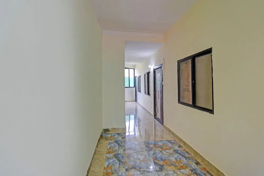 Hotel O by OYO Shree Sai Inn