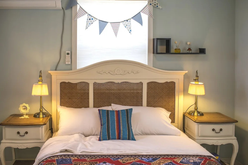 Private Family Homestay - Farm Square