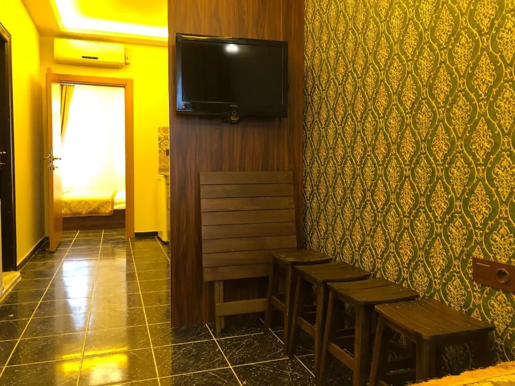Rose Mansion by Otantik Suites