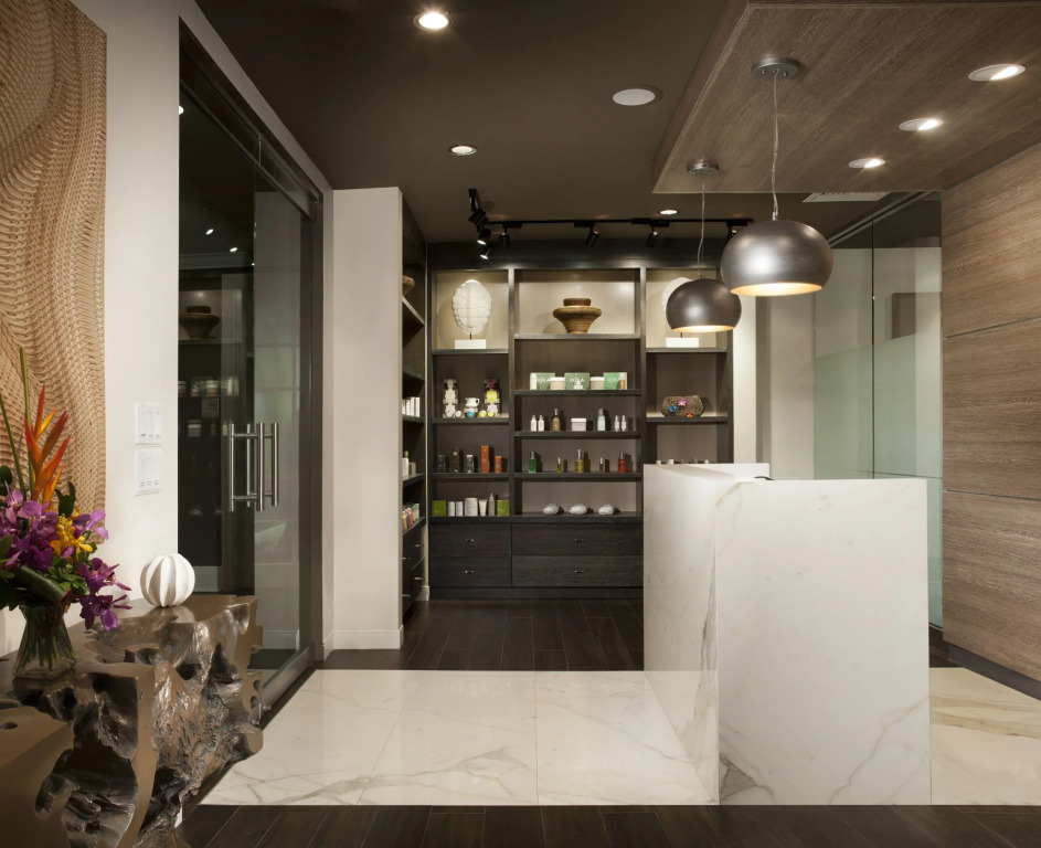 Pier House Resort & Spa