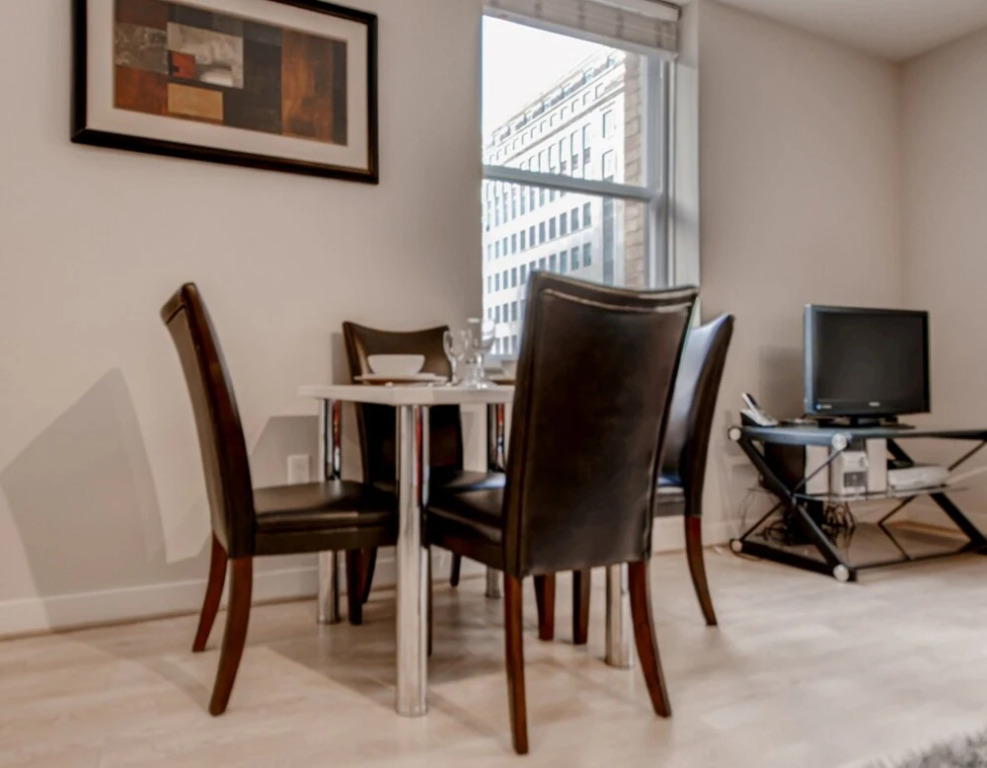 Global Luxury Suites near Canyon Lakes