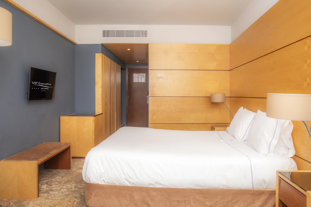 VIP Executive Azores Hotel
