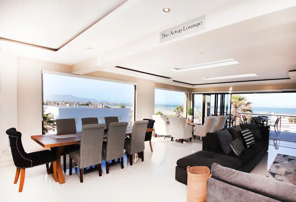 C la Vie Luxury Accommodation
