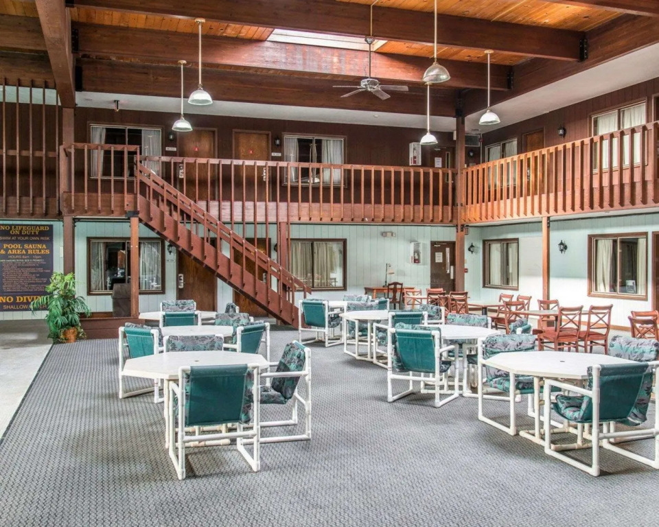 Regency Inn And Suites