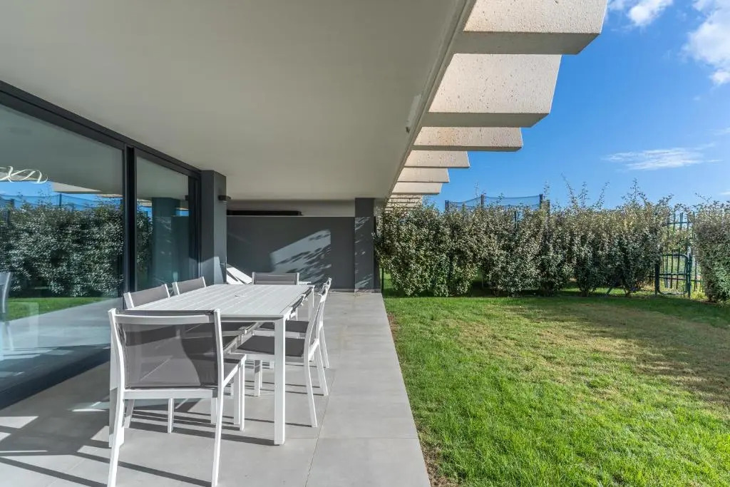 Oasis 325
