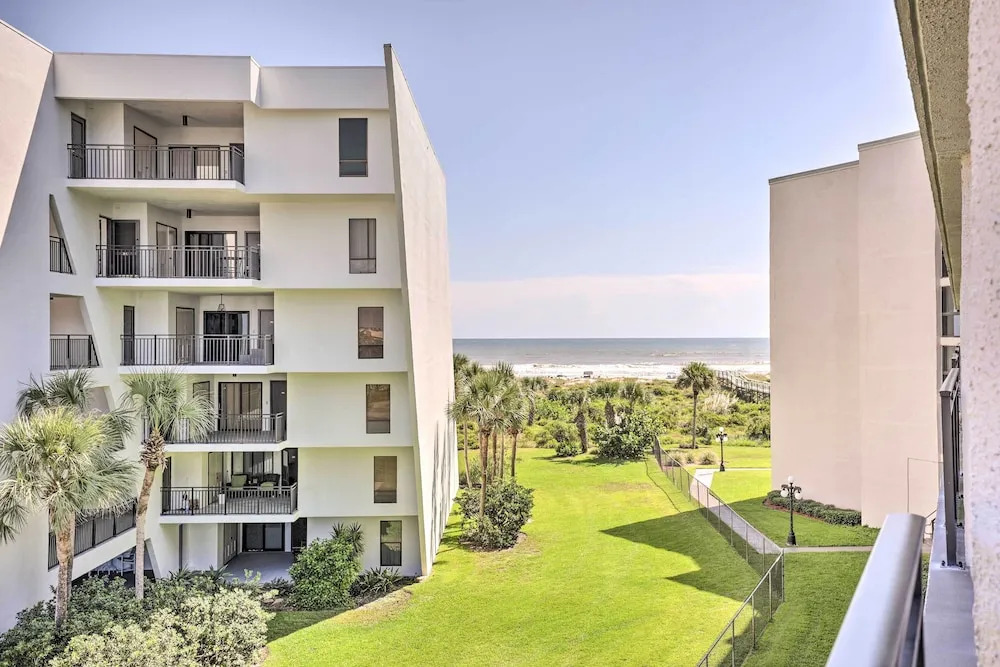 St Augustine Condo w/ Direct Ocean Access!