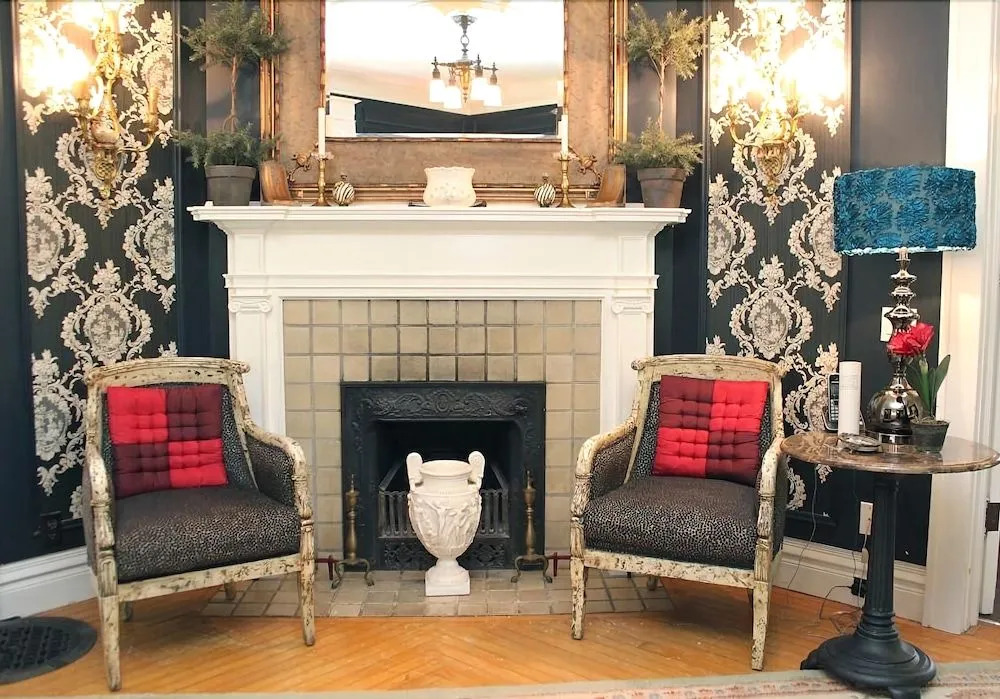 At Home B&B at Rose Manor by Elevate Rooms