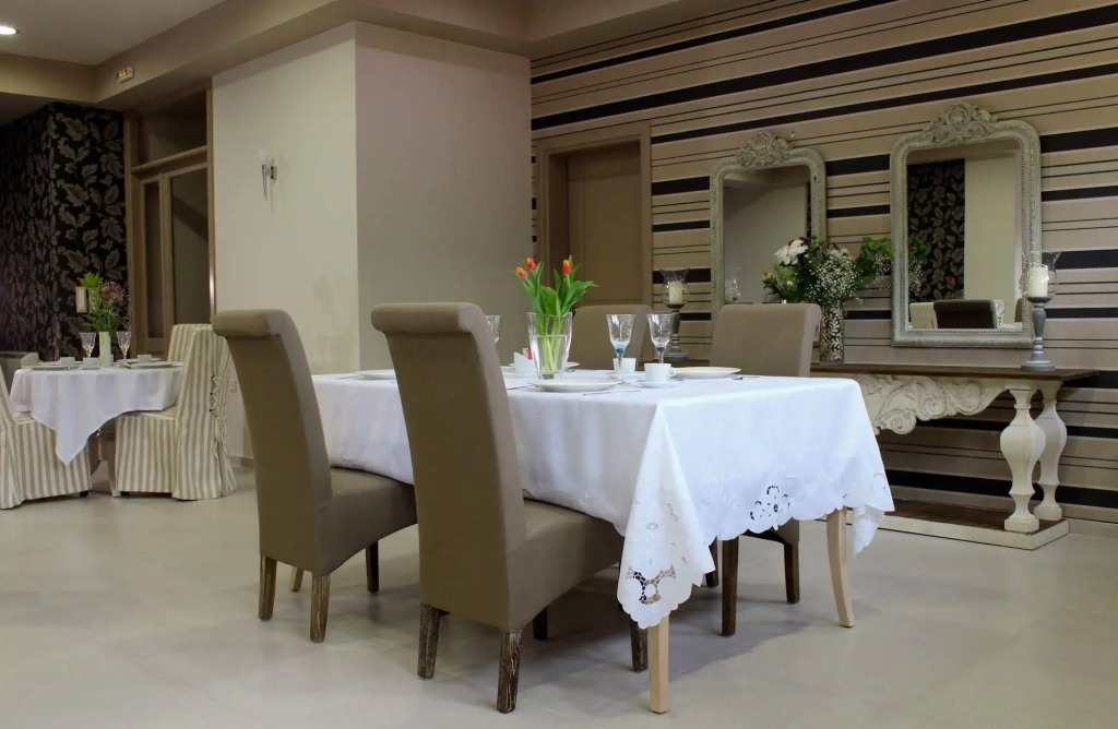 Nefeles Mainalon Luxury Residences & Lounge