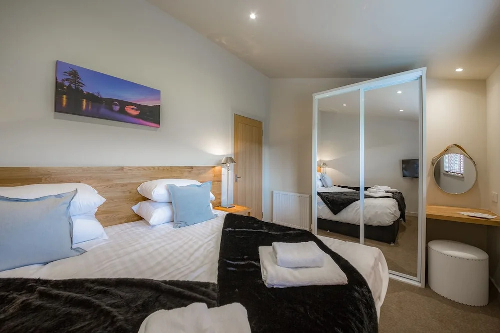 Tanfield, Sleep 6, Private hot Tub, pet Friendly