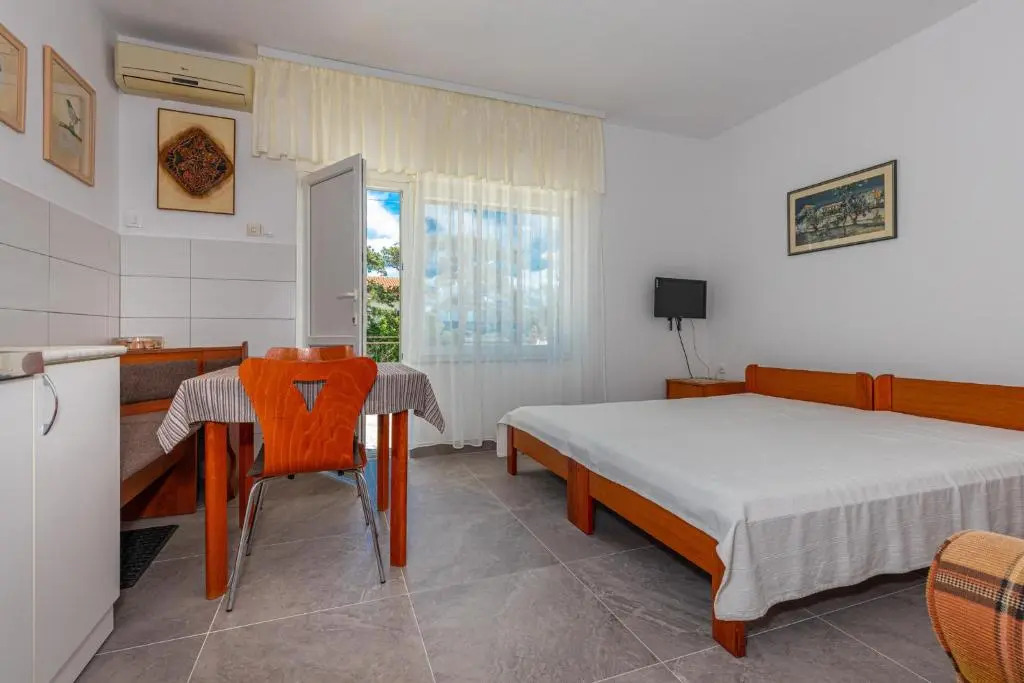 Apartment in Novi Vinodolski 41595