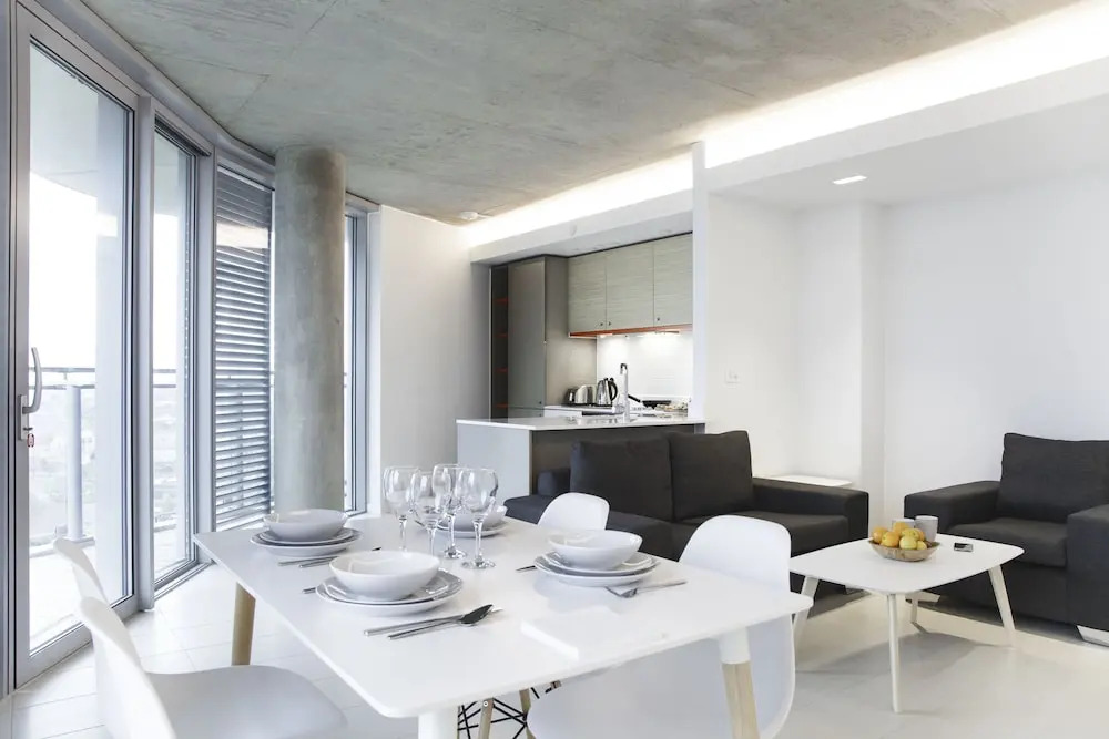 Klaro Apartments London Excel