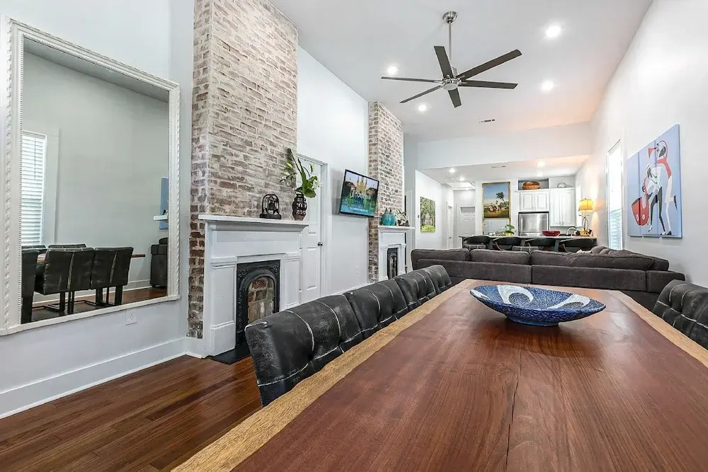 Spacious 5 Bedroom Near Magazine St & Uptown