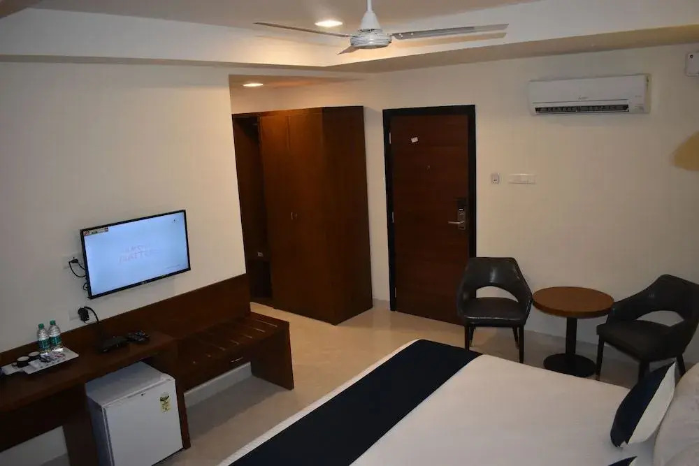 Mango Hotels Gachibowli