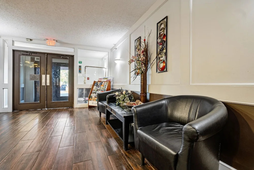 Coratel Suites