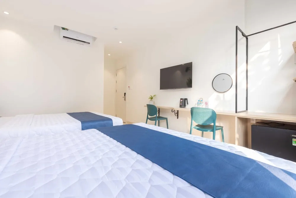 Bin Bin Hotel 18 - Near Thu Thiem Villa
