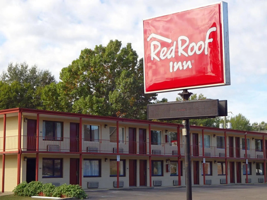 Red Roof Inn Starkville - University