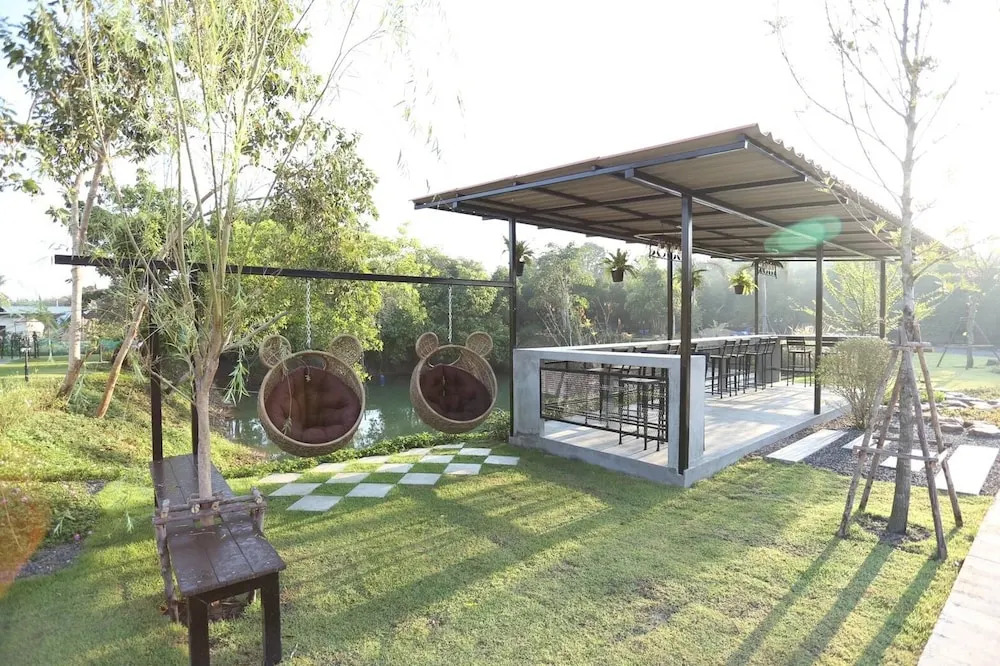 P loft Farm
