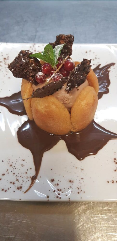 Logis Hotel Restaurant Le Cheval Blanc