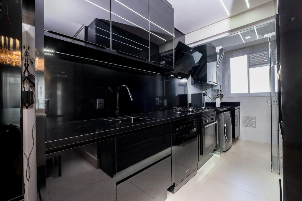 Moderno E Amplo Apto C/ Suite Em Jurere Rvo201