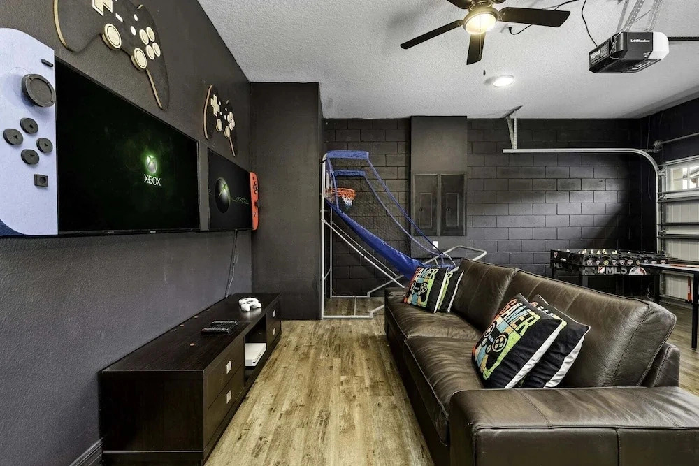 Comfortable Vacation Home - Great Resort Pool/spa Sleeps 20 Ww101