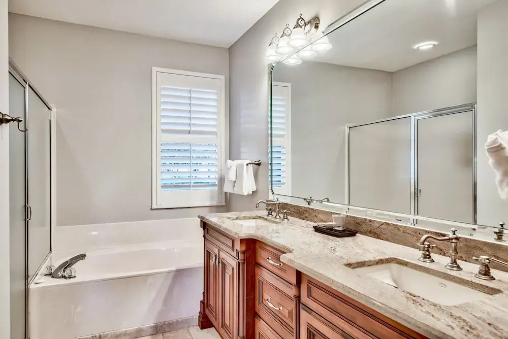 8501 Turnberry Court Condo 3 Bedrooms 3 Bathrooms Condo