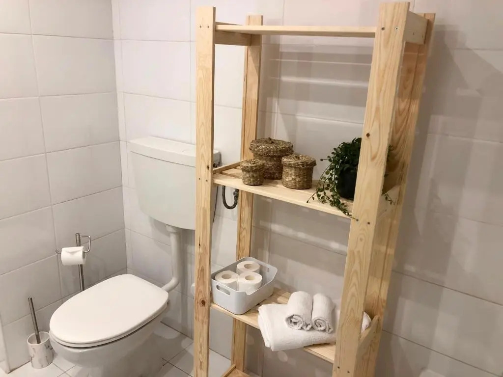 Cozy and Stylish Studio Apt just 800m from the beach - New on Booking!