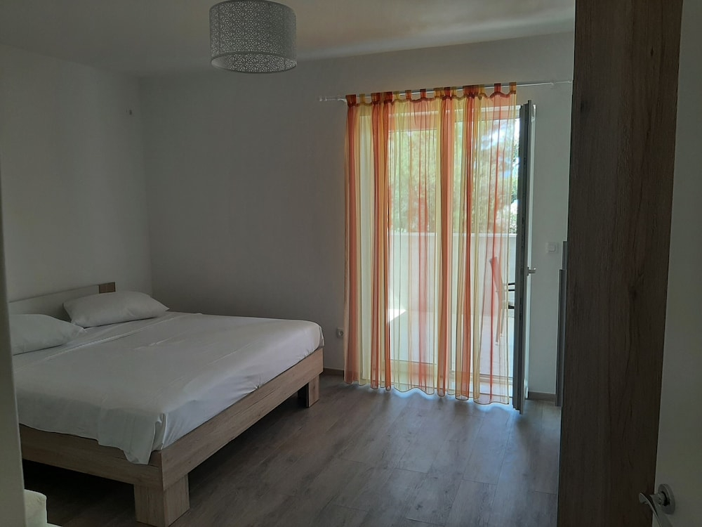 Apartments Jozo