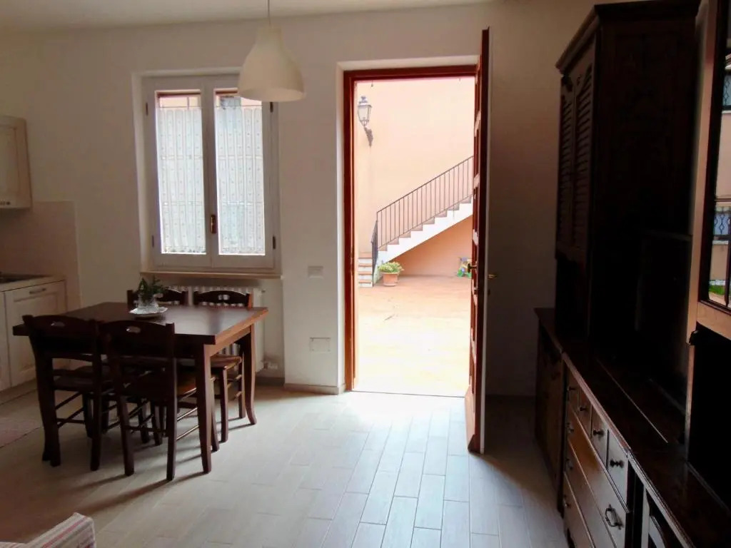 N80 - Numana, bilocale con terrazzo in centro