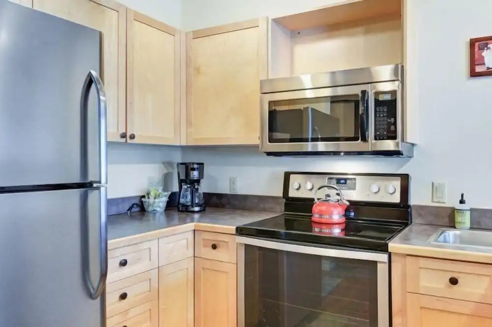 1 Bedroom Plus Murphy Mountain Condo In River Run Village With Hot Tub Access And Walking Distance To Ski