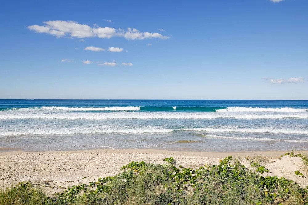 Beachfront Luxury 3 Bedroom Apartment