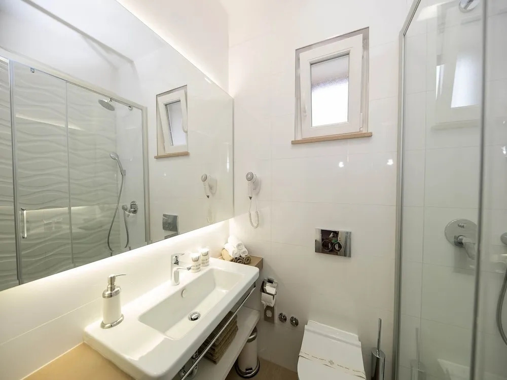 Apartmani Avi