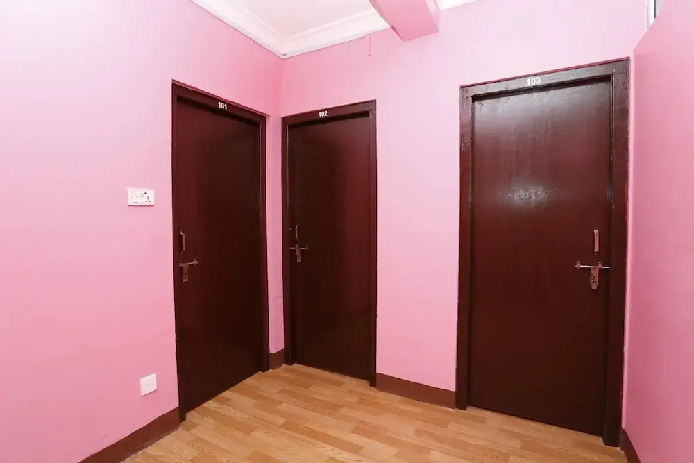 SPOT ON 495 Hotel Chandragiri Hill