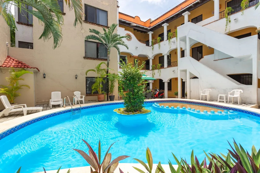 Great Location, High Speed Internet, Beach Club