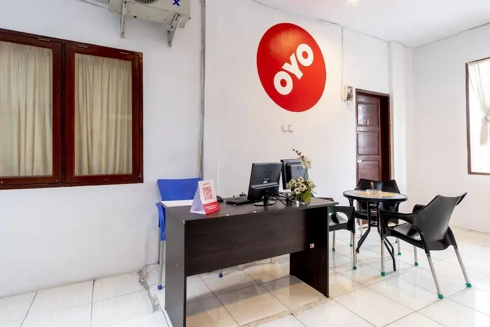 OYO 2076 Oxy Art Boarding House