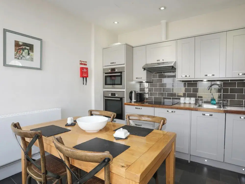 Harlech Apartments - Branwen