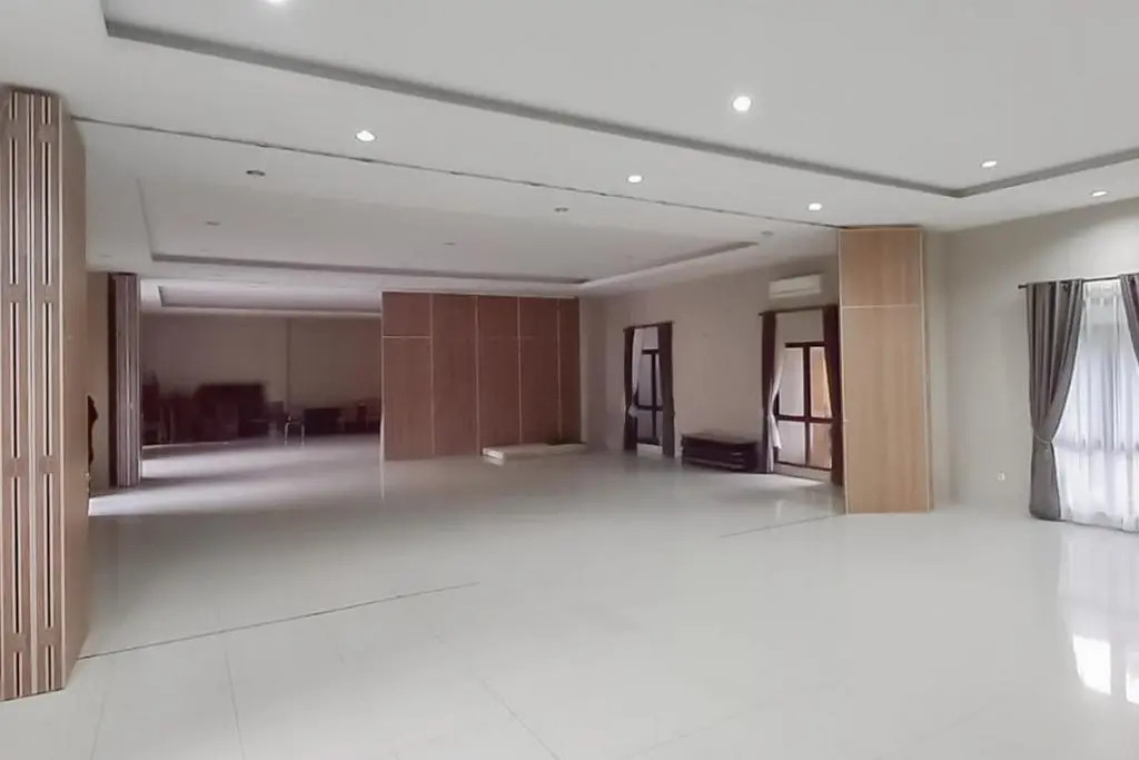 RedDoorz Premium @ Griya Inkoppabri Cisarua Puncak