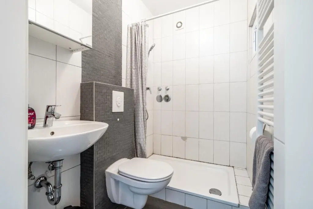 ID 5263 - Private Apartment