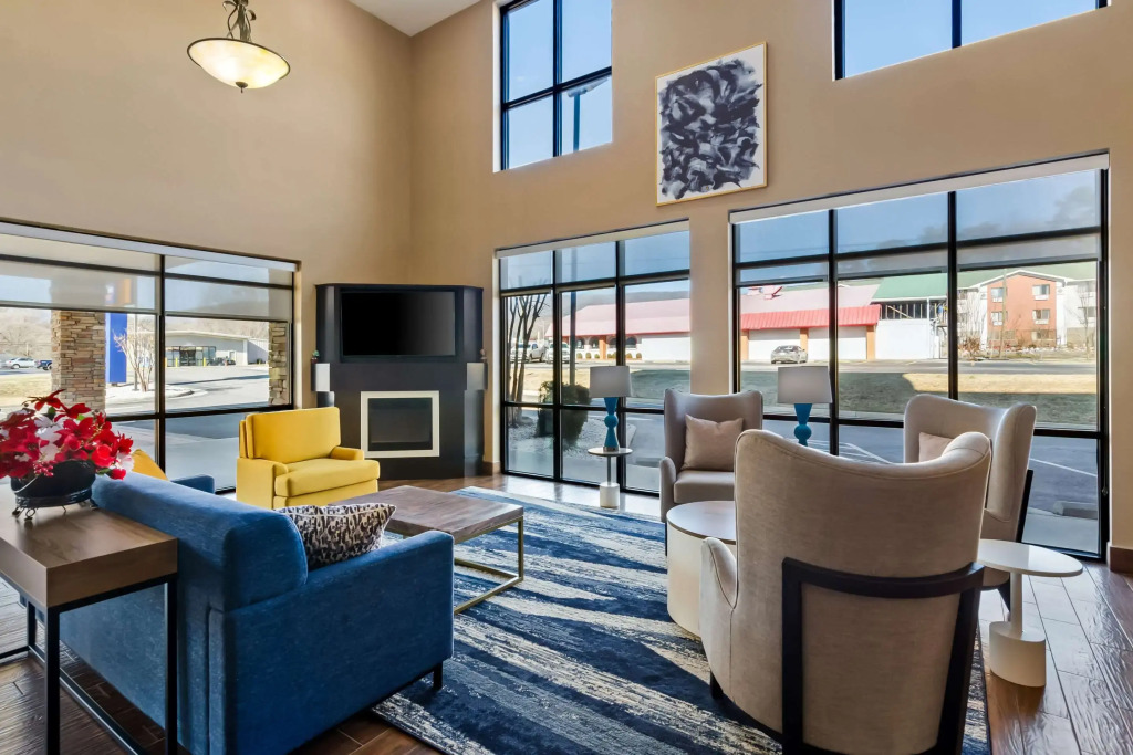 Comfort Suites Salem-Roanoke I-81