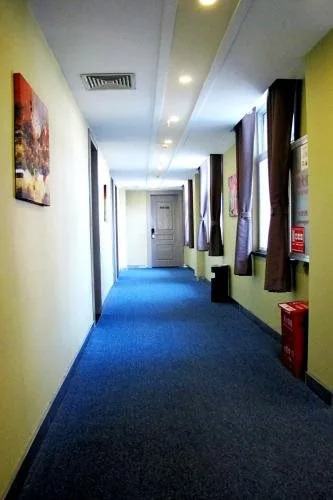 Luoyang Anximen Young Hostel