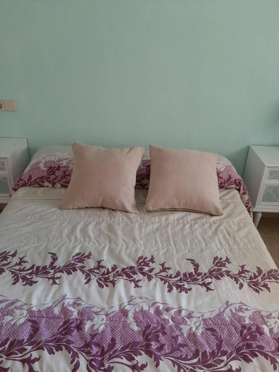 apartamento soleado, 1 dormitorio con balcón, piscina y garage