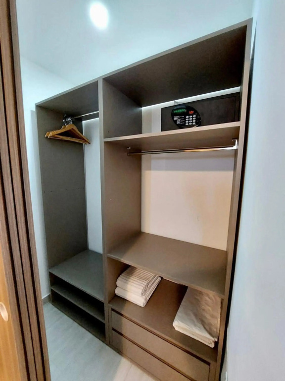 Unique 1BR Retreat w/ Pool & Golf View CP